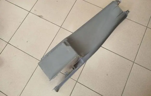 Mercedes-Benz Vito Viano W639 (B) pillar trim (bottom) A6396929201