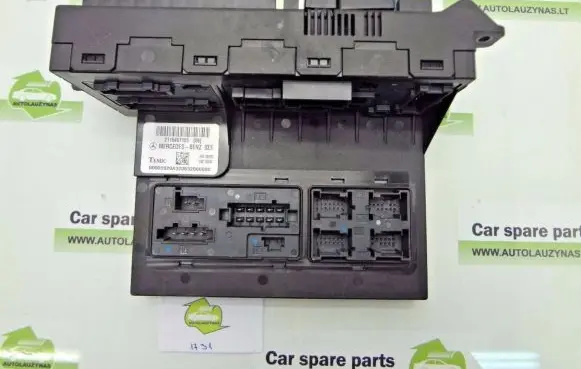 Mercedes-Benz E W211 Fuse box set DALISID3777 2115457101 A2115457101