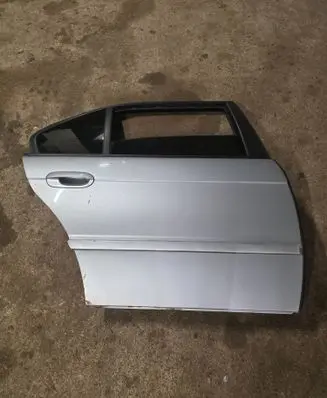 BMW 7 E38 Rear door