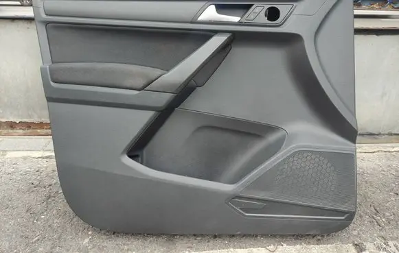 Volkswagen Caddy Front door card panel trim 2K5867011R 2K5867011G 00218