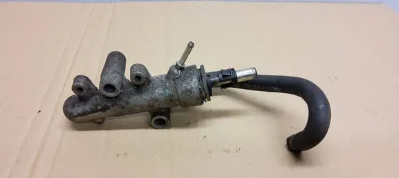Opel Zafira B Fuel pressure regulator 55202754