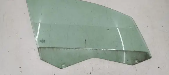 Citroen C5 Front door window glass four-door