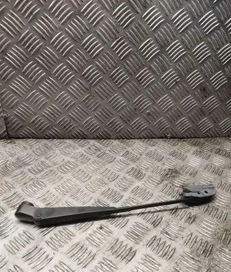 Toyota Prius (XW20) Rear wiper blade 6897