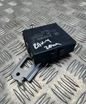 Toyota RAV 4 (XA50) Hand brake control module 8905042030 15181111410