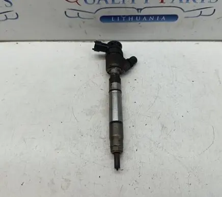 Hyundai Tucson TL Fuel injector 338002A610