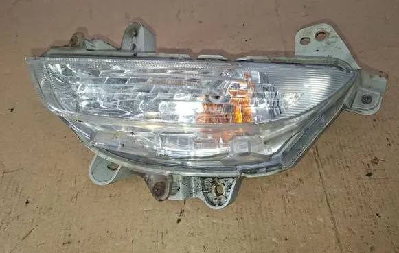 Mazda 3 II Front indicator light 