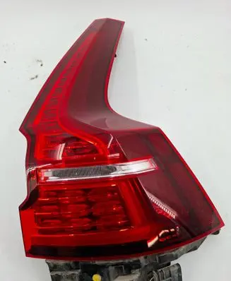 Volvo V60 Rear/tail lights 32228899 19032201572