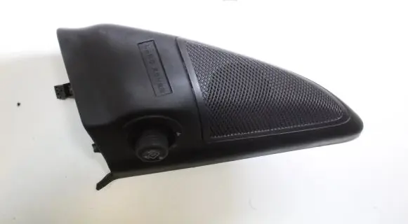 Land Rover Discovery 3 - LR3 Wing mirror switch YUF500030 XQN000130