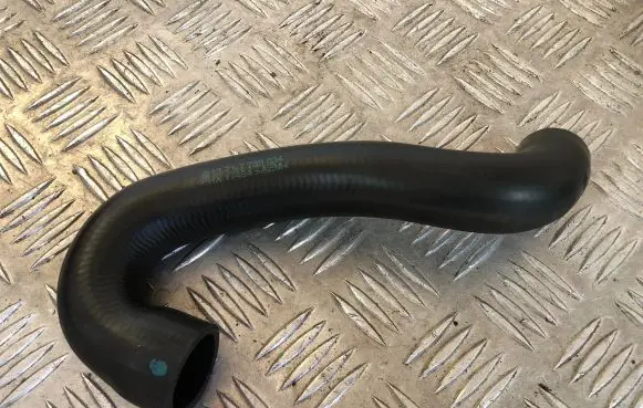 Breather/breather pipe/hose