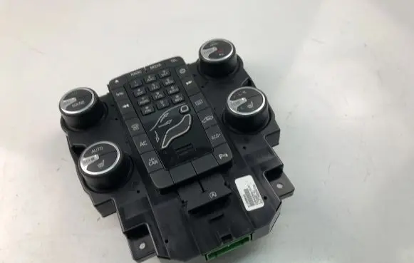 Volvo V40 Interior fan control switch 31398642