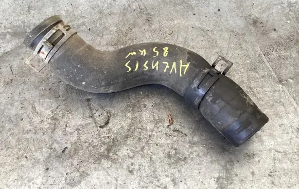 Coolant pipe/hose