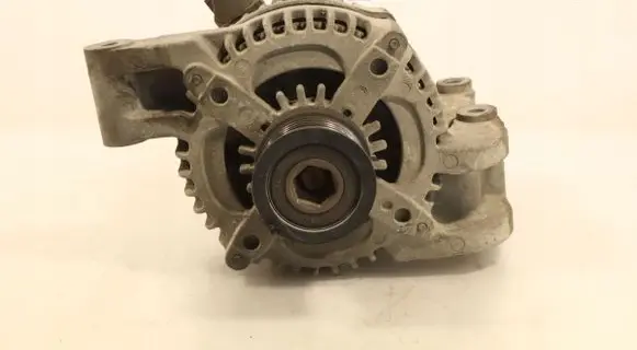 Ford Focus C-MAX Generator/alternator 1042105790