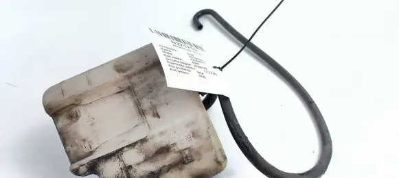 Mitsubishi Pajero Power steering fluid tank/reservoir