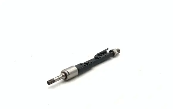 BMW 4 F32 F33 Fuel injector 0261500212 13647645960