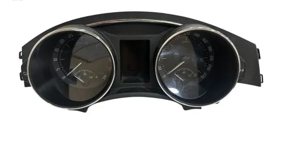 Speedometer (instrument cluster)
