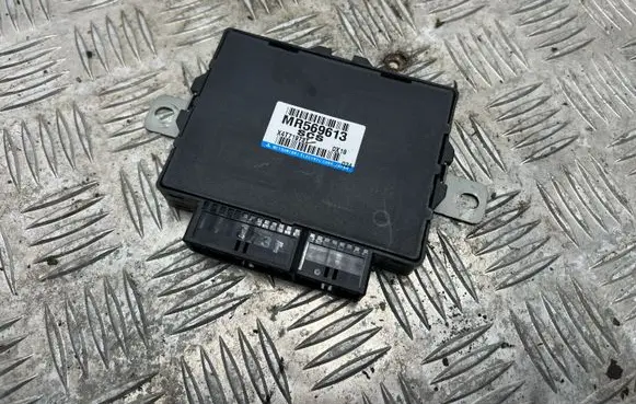 Mitsubishi Pajero Comfort/convenience module MR569613