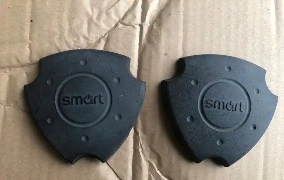Smart ForTwo I Original wheel cap 0001811V002