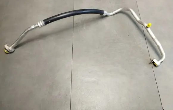 Audi Q3 F3 Air conditioning (A/C) pipe/hose 5QF820743C