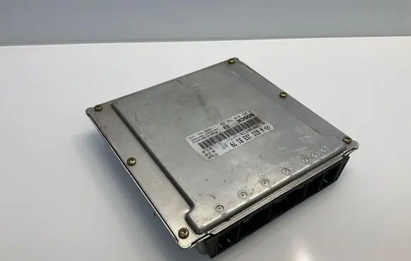 Mercedes-Benz C W203 Engine control unit/module A6111538179 28RTE000 0281010798
