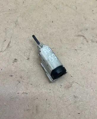 Audi A4 S4 B7 8E 8H Brake pedal sensor switch 8E0927189B