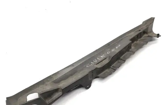 Honda Civic Fender end trim 
