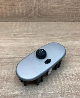 Mini One - Cooper R50 - 53 Wing mirror switch 6915123 03216000