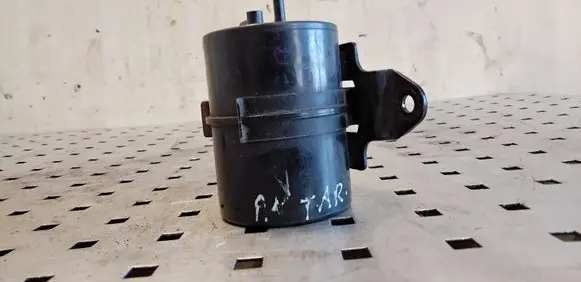 Vacuum air tank