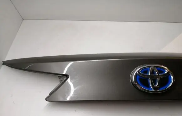 Toyota Auris E180 Other trunk/boot trim element 7681102830