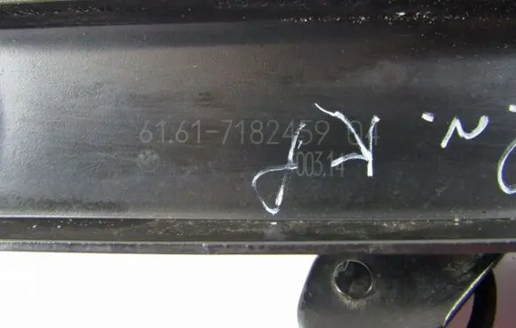 BMW 7 F01 F02 F03 F04 Front wiper blade arm 6161718245904