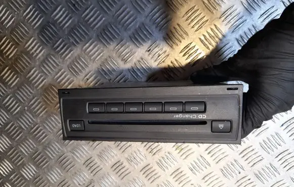 Audi A6 S6 C6 4F CD/DVD changer 4E0910110E 4E0035110A