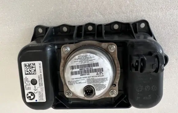 BMW X2 F39 Passenger airbag 1053325 3117105AC 39987296201