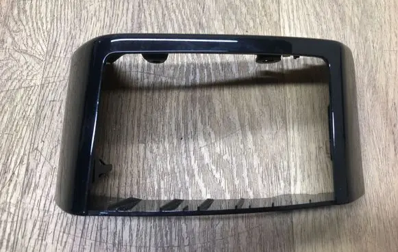 Dashboard glove box trim
