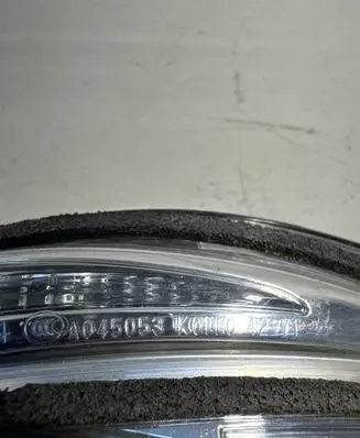 Toyota RAV 4 (XA40) Number plate light A045053