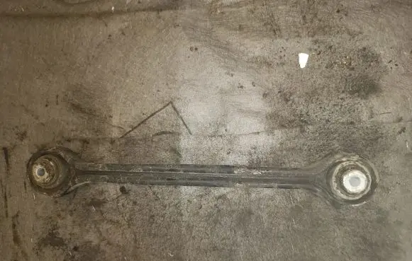 BMW 1 E81 E87 Rear control arm 103532