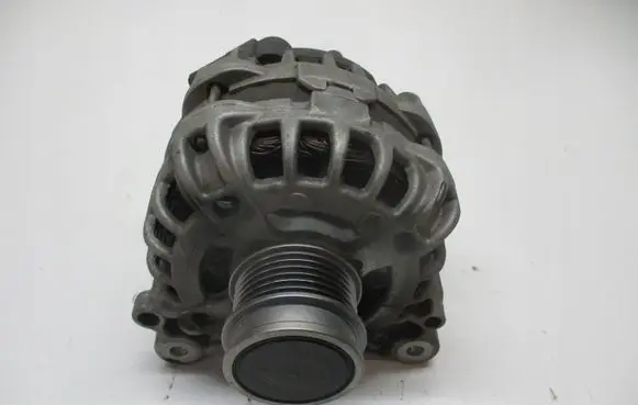 Volkswagen T-Roc Generator/alternator 04E903015H