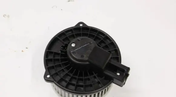 Mazda CX-5 Heater fan/blower 872700-0701