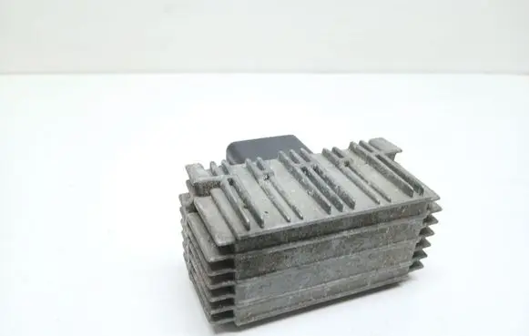 Glow plug pre-heat relay