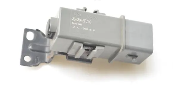 Hyundai Tucson TL Glow plug pre-heat relay 368302F720