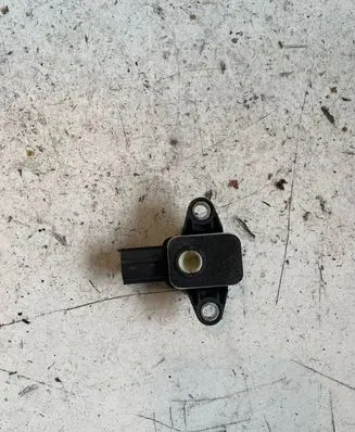 Audi A3 S3 A3 Sportback 8P Airbag deployment crash/impact sensor 8P0955557
