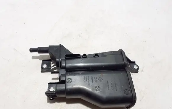Active carbon filter fuel vapour canister