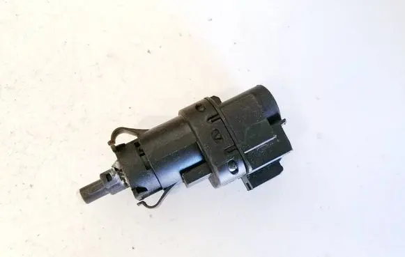 Brake pedal sensor switch