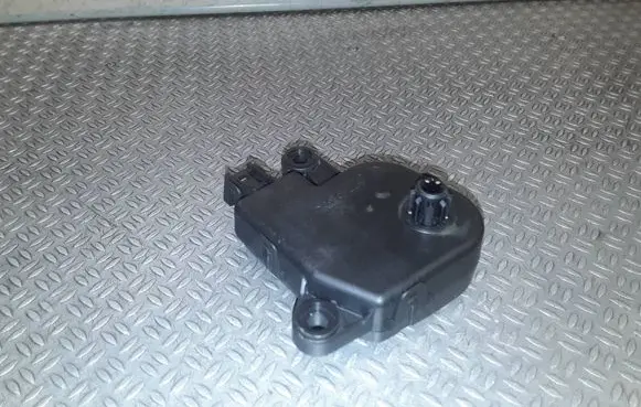 Chrysler Pacifica Air flap motor/actuator 04885465AAC