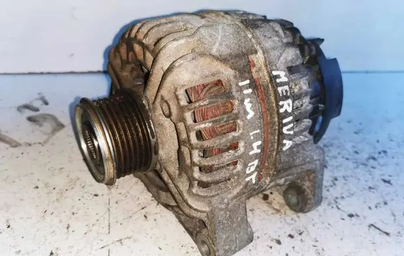 Opel Zafira B Generator/alternator 0124425086 13284409 F00M144109
