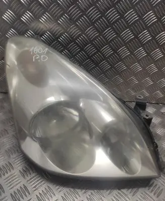 Toyota Corolla Verso AR10 Headlight/headlamp