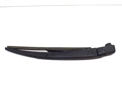Rear wiper blade arm