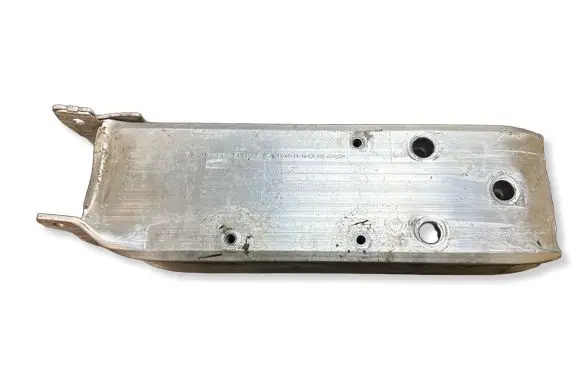 BMW 4 F32 F33 Front bumper mounting bracket 7266196