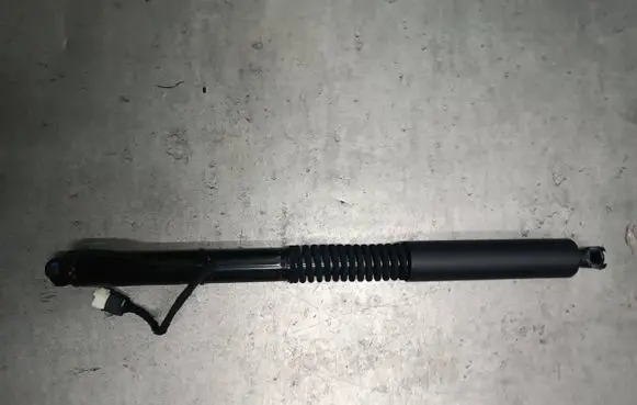 BMW X3 G01 Tailgate/trunk strut/damper 9482795