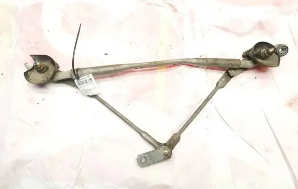 Lexus IS 220D-250-350 Front wiper linkage and motor