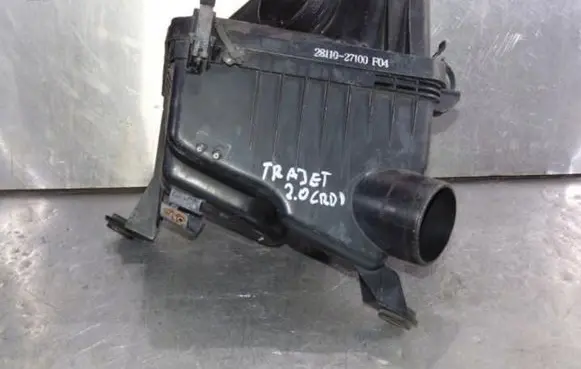 Hyundai Trajet Air filter box