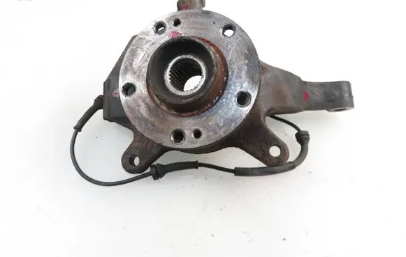 Renault Laguna II Front wheel hub spindle knuckle